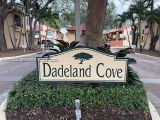 7816 SW 102nd Ln, Miami, FL 33156