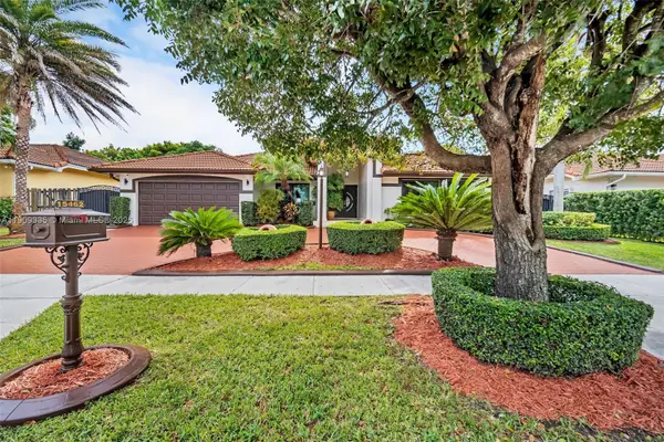 15462 SW 115th St, Miami, FL 33196