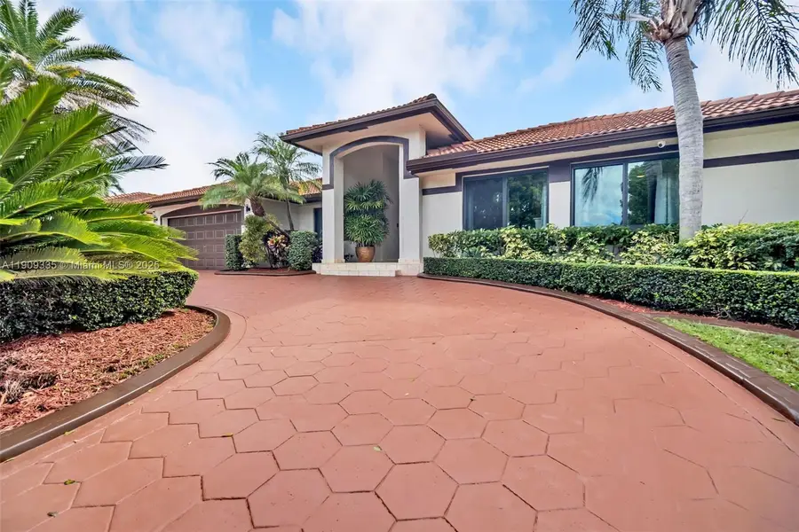 15462 SW 115th St, Miami, FL 33196 - Image #2