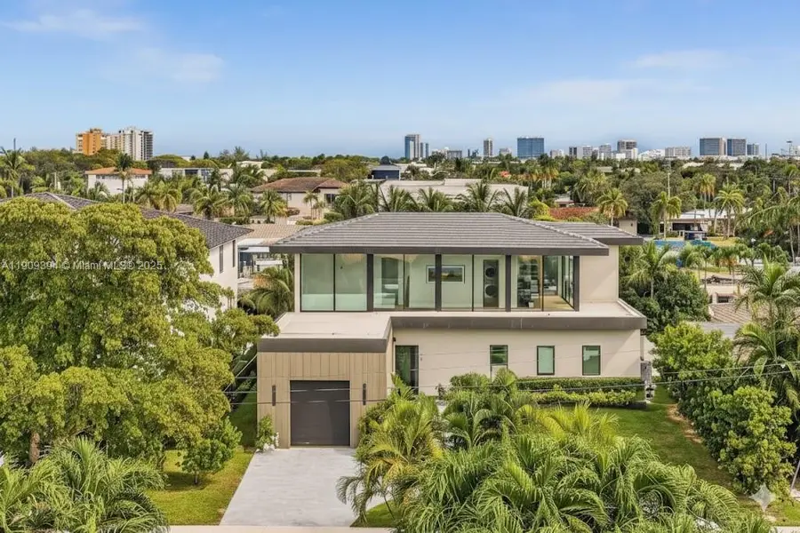 13045 Coronado Ter, North Miami, FL 33181 - Image #2