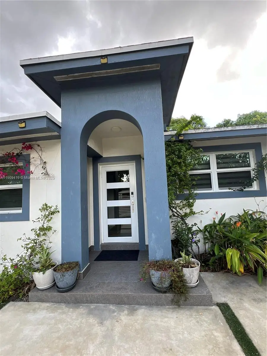 12685 NW Miami Ct, North Miami, FL 33168 - Image #1