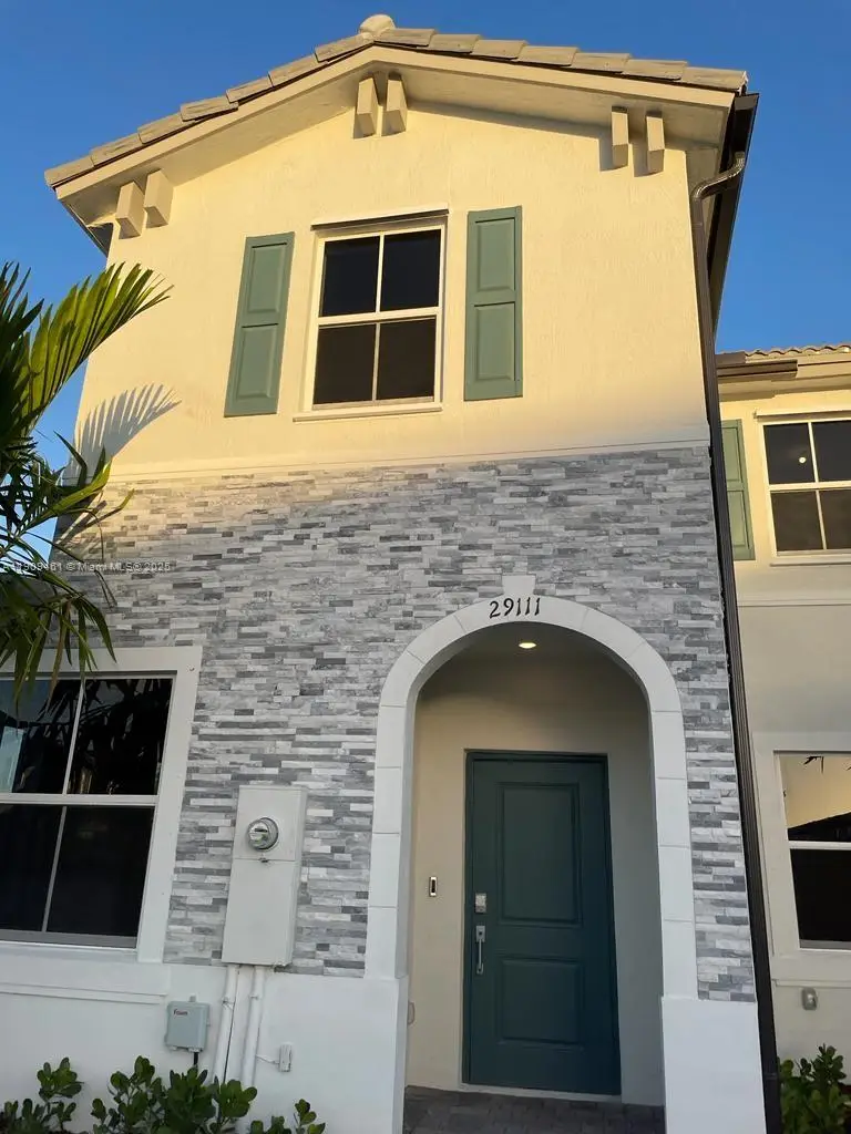 29111 SW 162th Ct, Leisure City, FL 33033 - Image #2