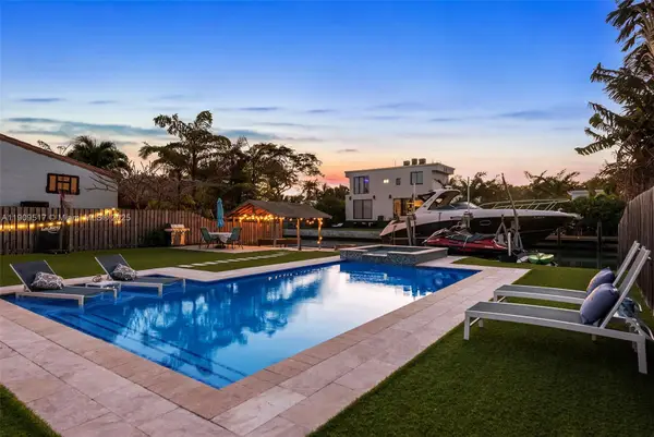 7940 Hawthorne Ave, Miami Beach, FL 33141