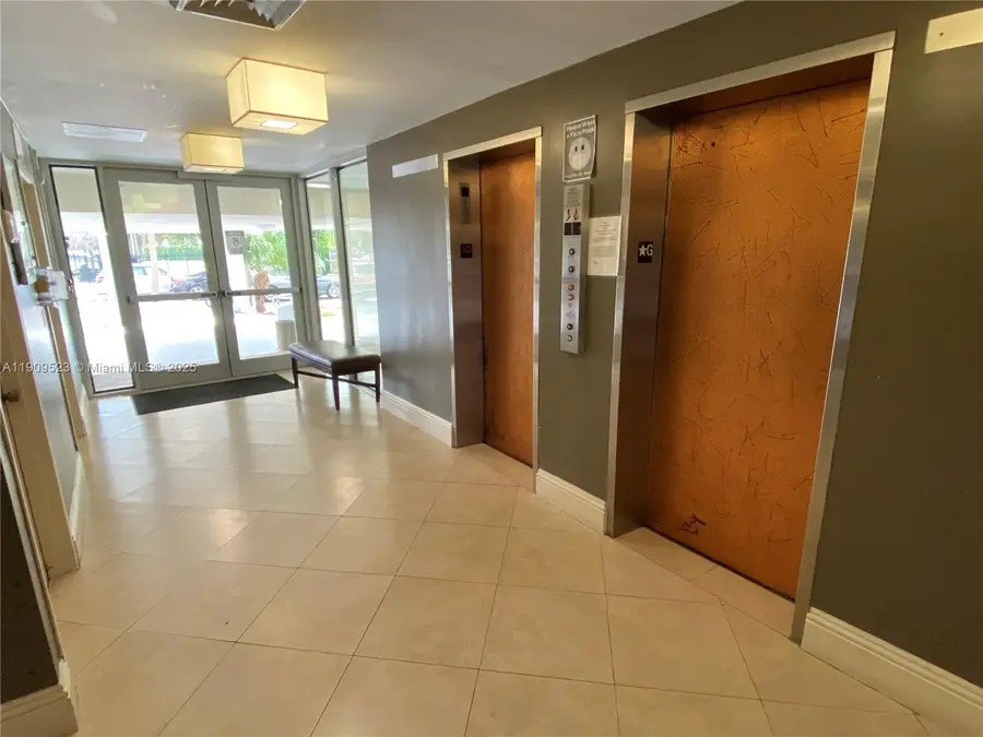 13155 Ixora Ct #310, North Miami, FL 33181 - Image #2