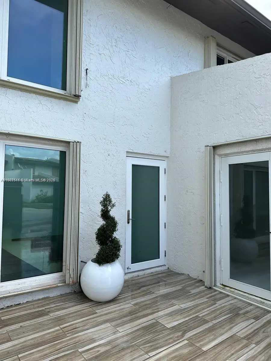 10916 SW 70th Ter, Miami, FL 33173 - Image #3