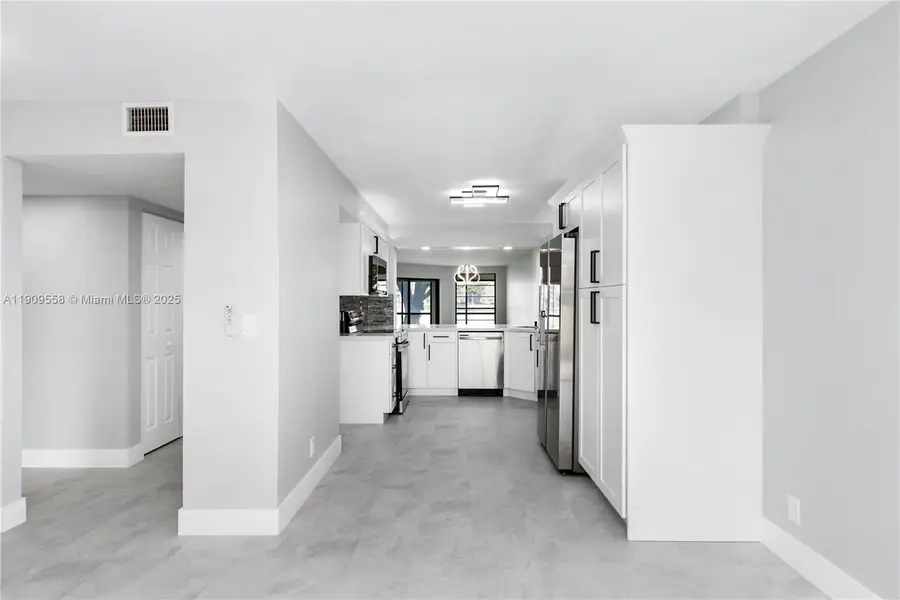 7408 Fairfax Dr #108, Tamarac, FL 33321 - Image #2