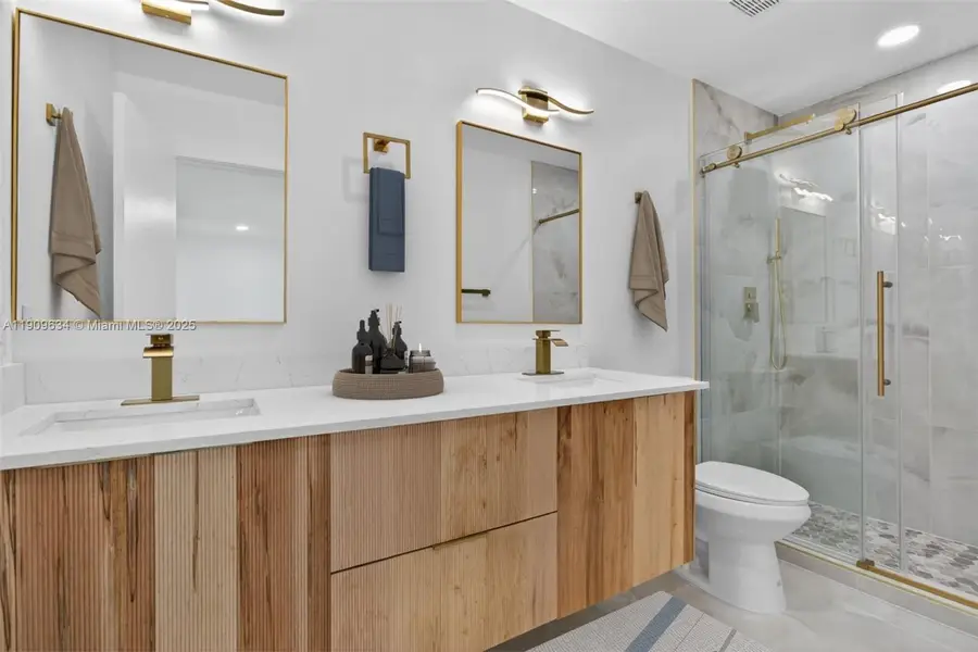 4456 Crystal Lake Dr, Deerfield Beach, FL 33064 - Image #3