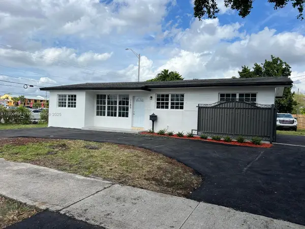 1185 W 50th St, Hialeah, FL 33012