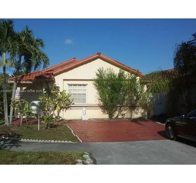 7599 W 4th Ct, Hialeah, FL 33014 - Image #2