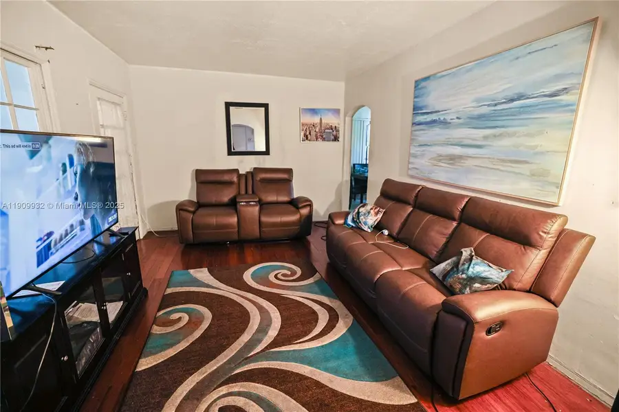 751 NW 64th St, Miami, FL 33150 - Image #3