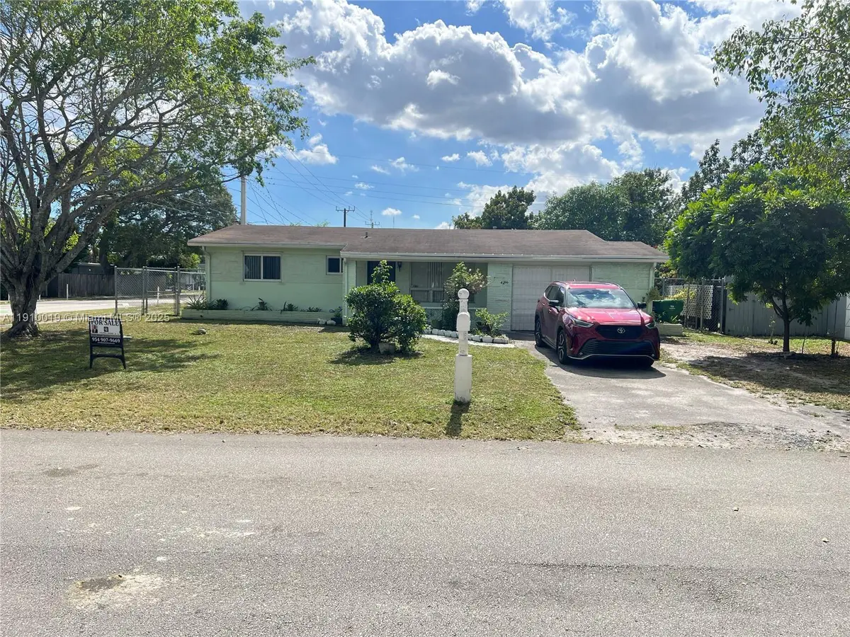 6200 SW 19th St, Miramar, FL 33023 - Image #1