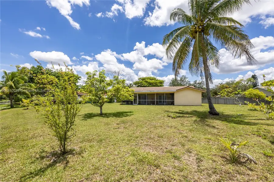 11351 NW 37th St, Coral Springs, FL 33065 - Image #3