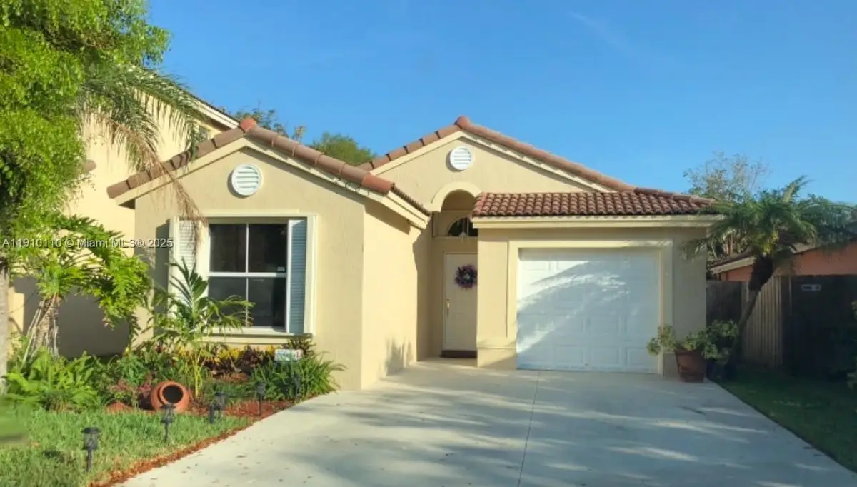 2065 SE 14th St, Homestead, FL 33035 - Image #1