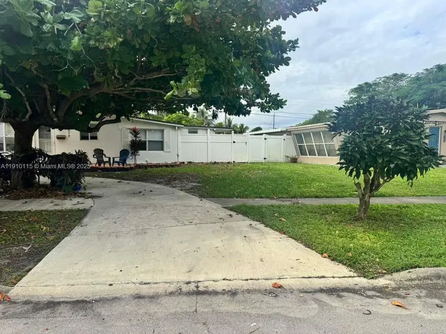 1517 NW 58th Ave, Margate, FL 33063 - Image #2