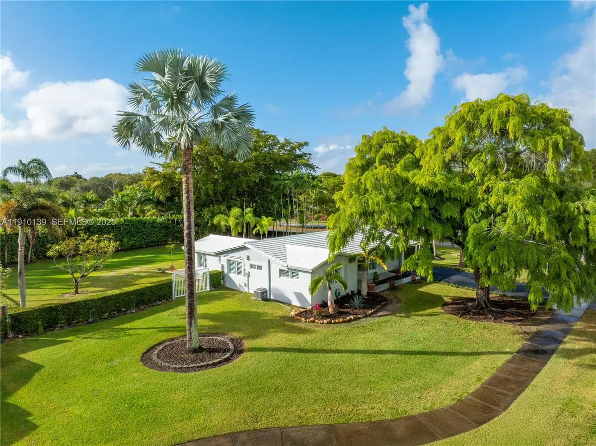 10320 SW 91st St, Miami, FL 33176 - Image #1