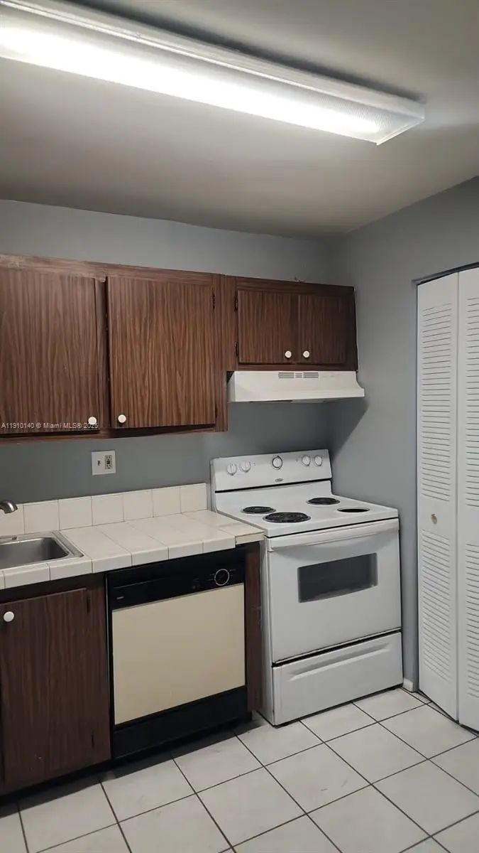 7900 S Colony Cir S #304, Tamarac, FL 33321 - Image #1