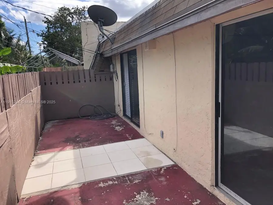 1309 NW 8th Ave, Fort Lauderdale, FL 33311 - Image #2