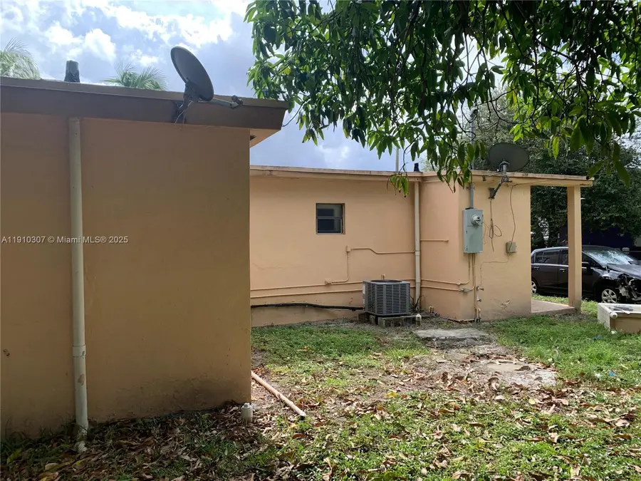 3515 NW 213th St, Miami Gardens, FL 33056 - Image #3