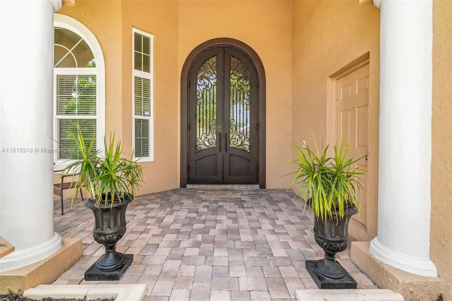 15974 SW 16th St, Pembroke Pines, FL 33027 - Image #3