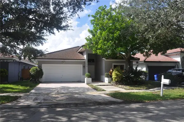 2908 N 36th Ave, Hollywood, FL 33021