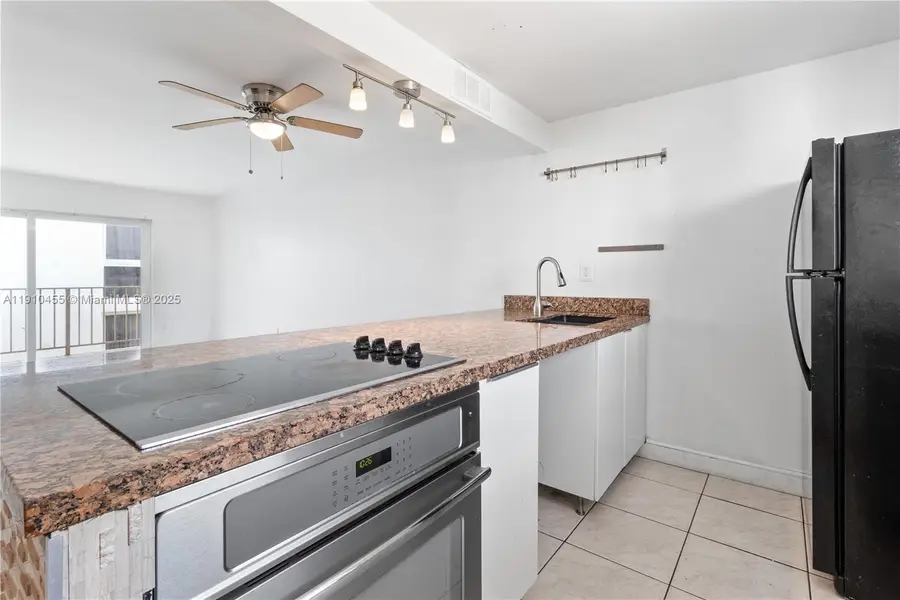 1245 West Ave #502, Miami Beach, FL 33139 - Image #2