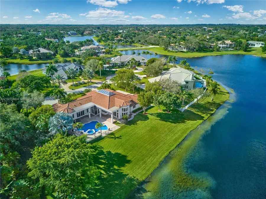 2939 Paddock Ln, Weston, FL 33331 - Image #3