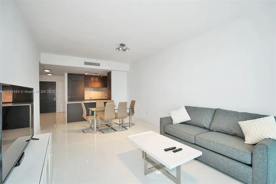900 Biscayne Blvd #5610, Miami, FL 33132 - Image #3