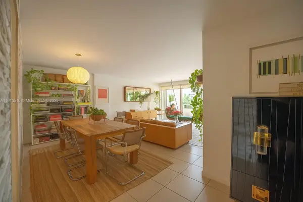 199 Ocean Lane Dr #313, Key Biscayne, FL 33149