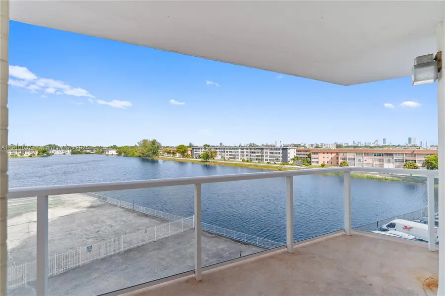 1351 NE Miami Gardens Dr #406E, Miami, FL 33179 - Image #2