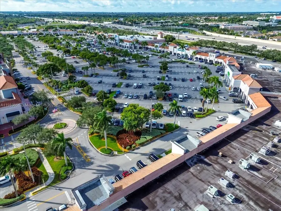 8151 SW 119th Ct, Miami, FL 33183 - Image #3