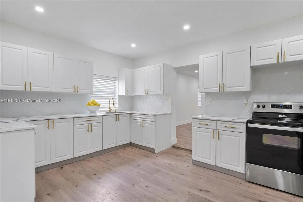 Address Withheld By Seller, Miami, FL 33150 - Image #1