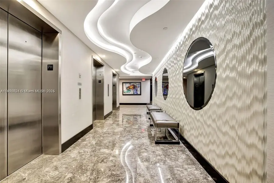 20191 E Country Club Dr #2603, Aventura, FL 33180 - Image #2