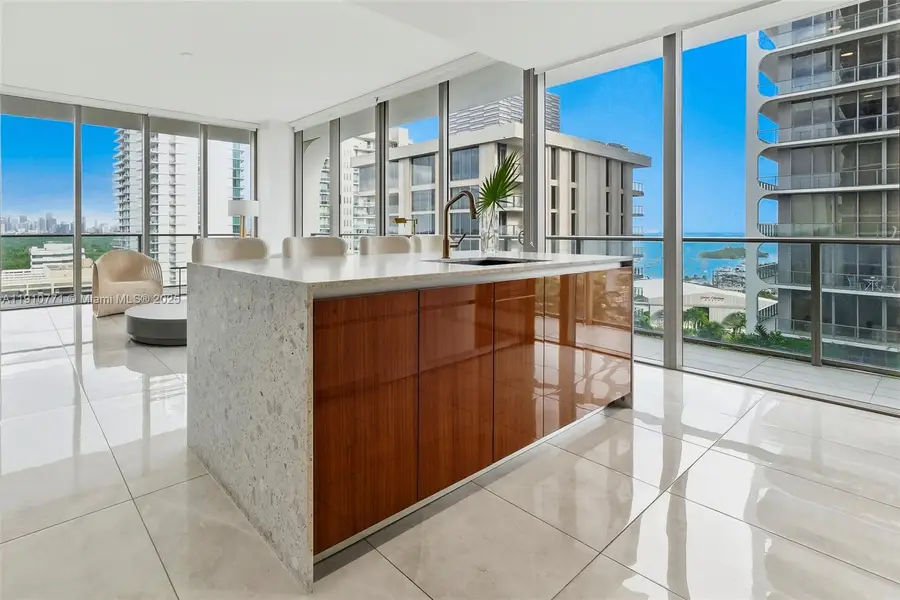 2678 Tigertail Ave #1110, Miami, FL 33133 - Image #2