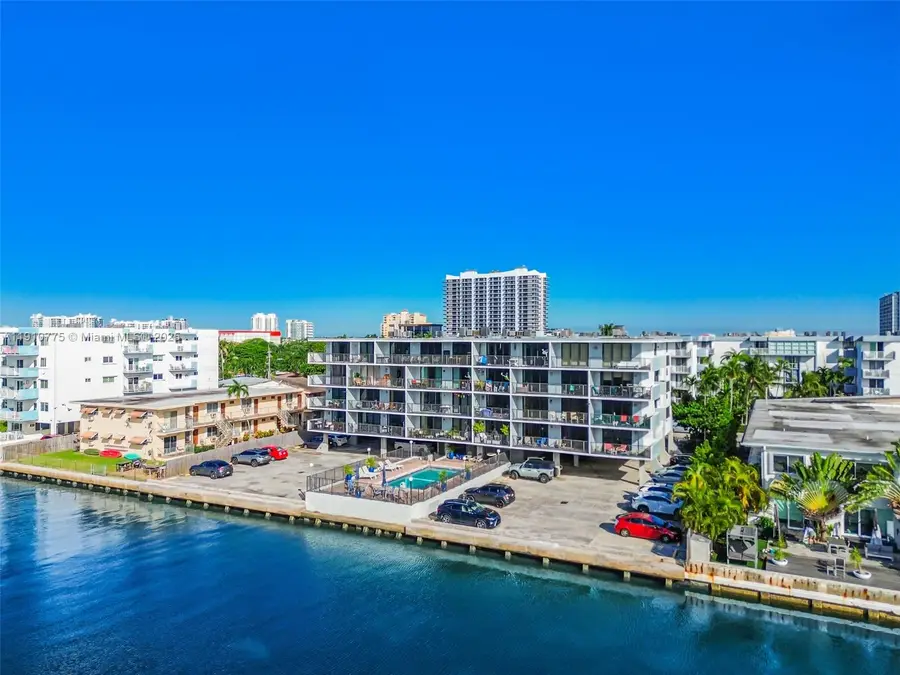 1820 S Treasure Dr #203D, North Bay Village, FL 33141 - Image #2