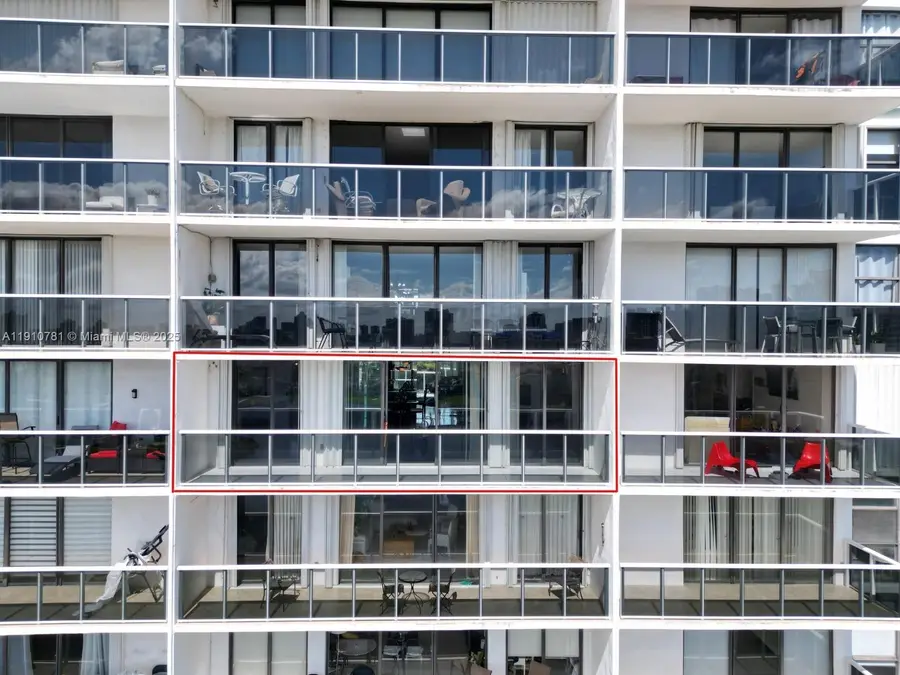 3675 N Country Club Dr #1906, Aventura, FL 33180 - Image #3