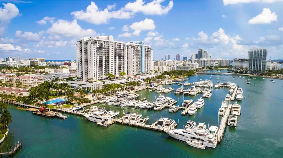1800 Sunset Harbour Dr #715, Miami Beach, FL 33139 - Image #2