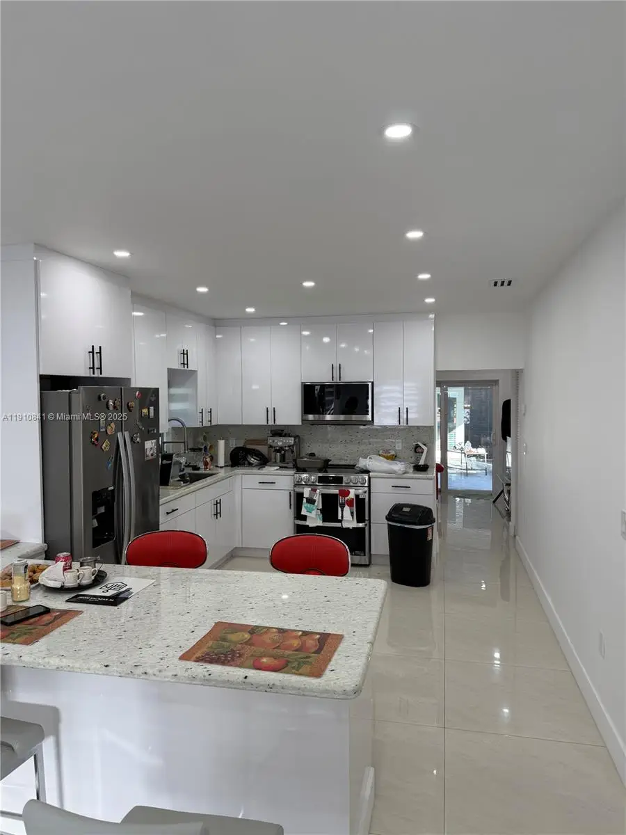 10529 NW 37th Ave, Miami, FL 33147 - Image #1