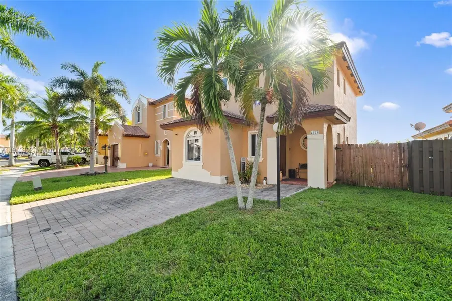 2526 NE 41st Ave, Homestead, FL 33033 - Image #2