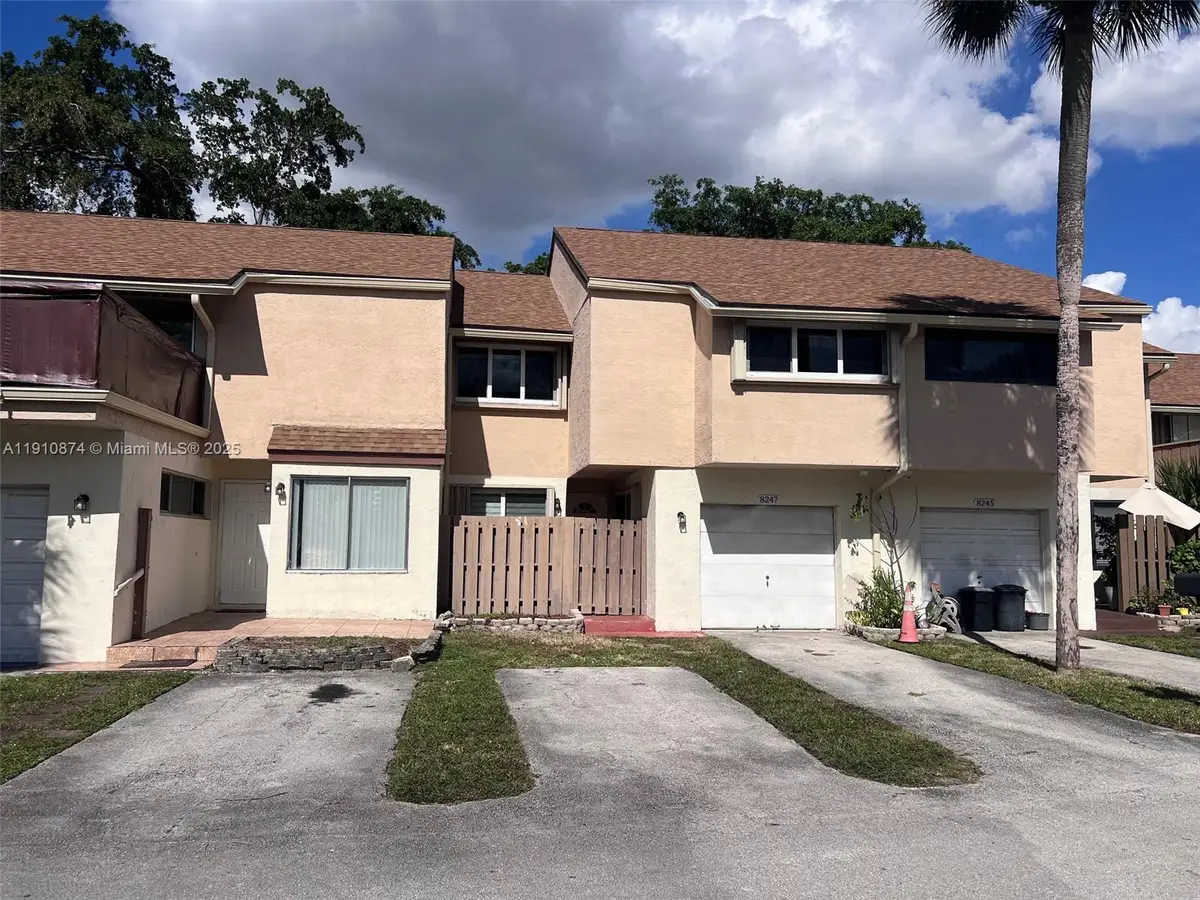 8247 NW 8th Pl, Plantation, FL 33324 - Image #1