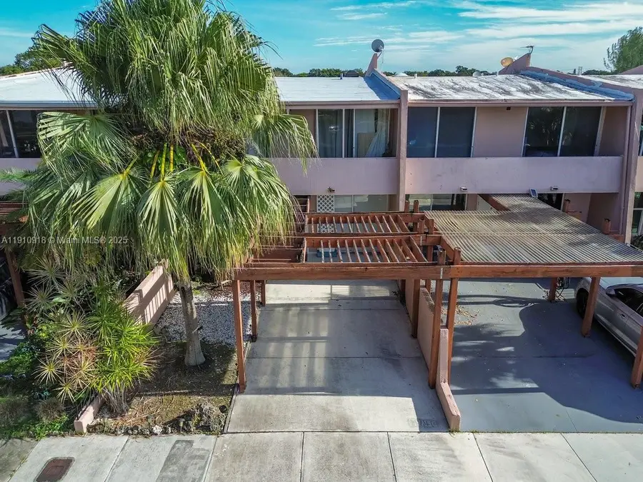 14105 SW Kendale Lakes Cir, Miami, FL 33183 - Image #3