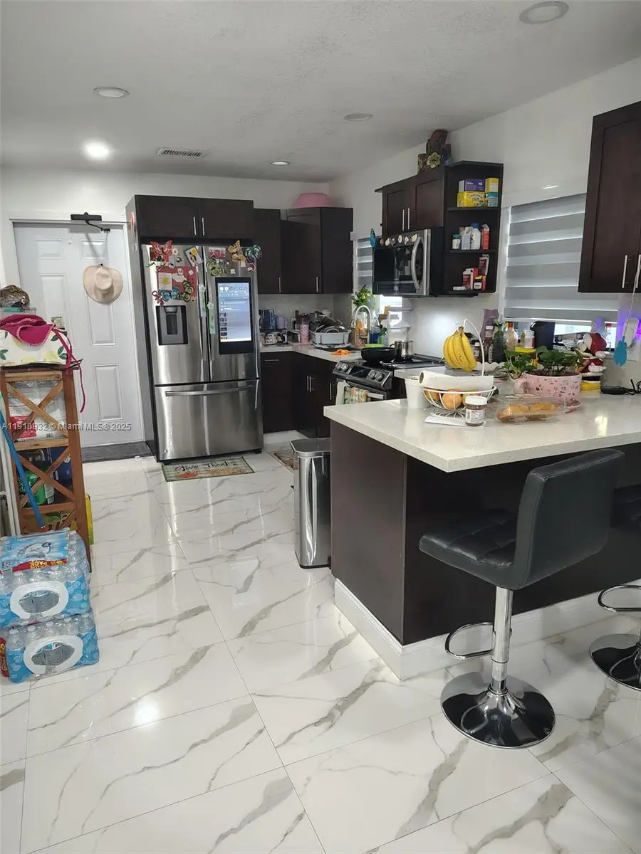 320 NW 2nd St, Florida City, FL 33034 - Image #3