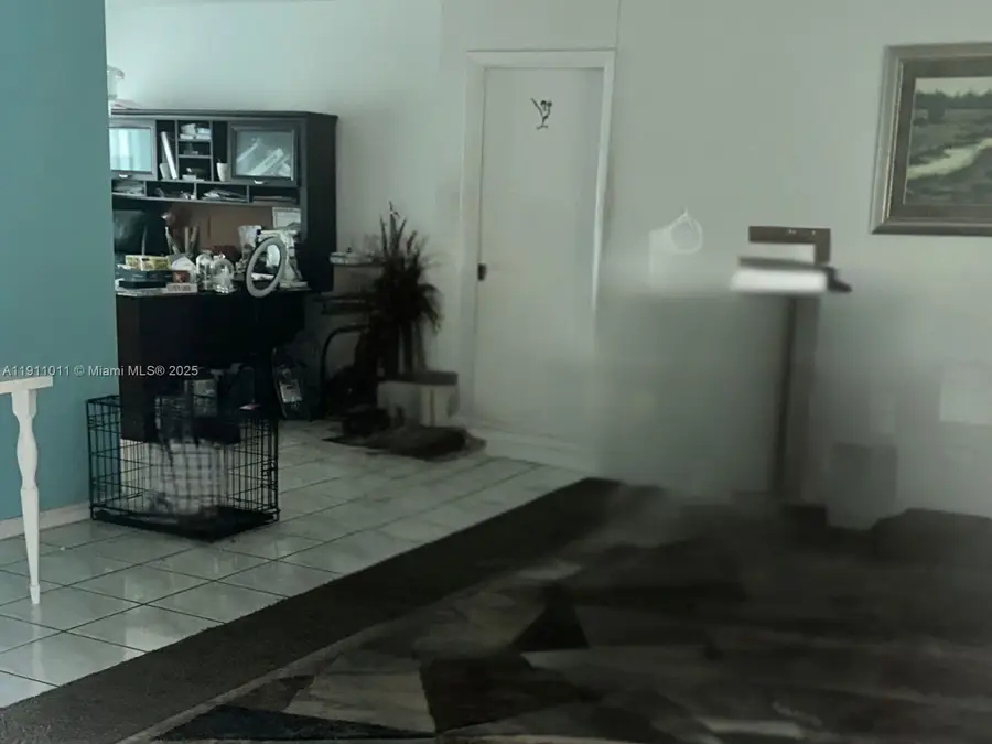 3905 E Woodscape Dr, Miramar, FL 33023 - Image #3