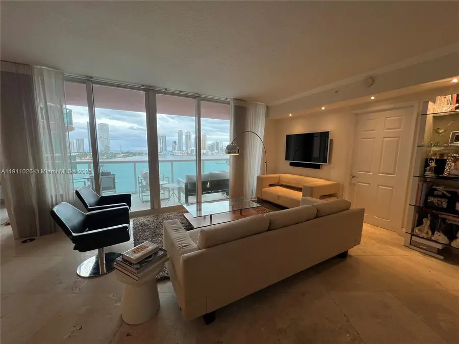 3370 Hidden Bay Dr #1205, Aventura, FL 33180 - Image #3