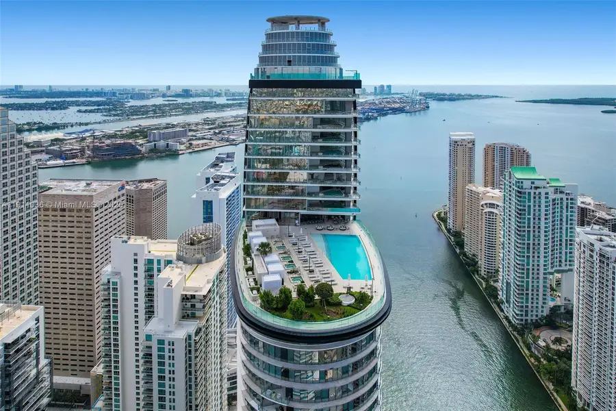 300 Biscayne Boulevard Way #3404, Miami, FL 33131 - Image #2