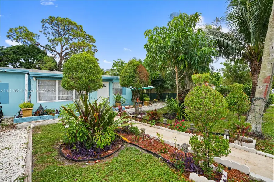 416 SW 25th Ave, Fort Lauderdale, FL 33312 - Image #3