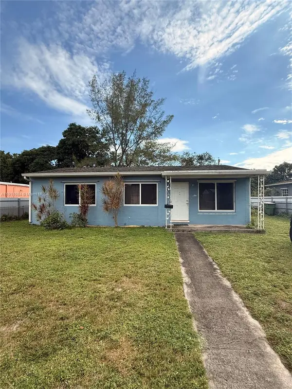 1110 NW 129th St, North Miami, FL 33168