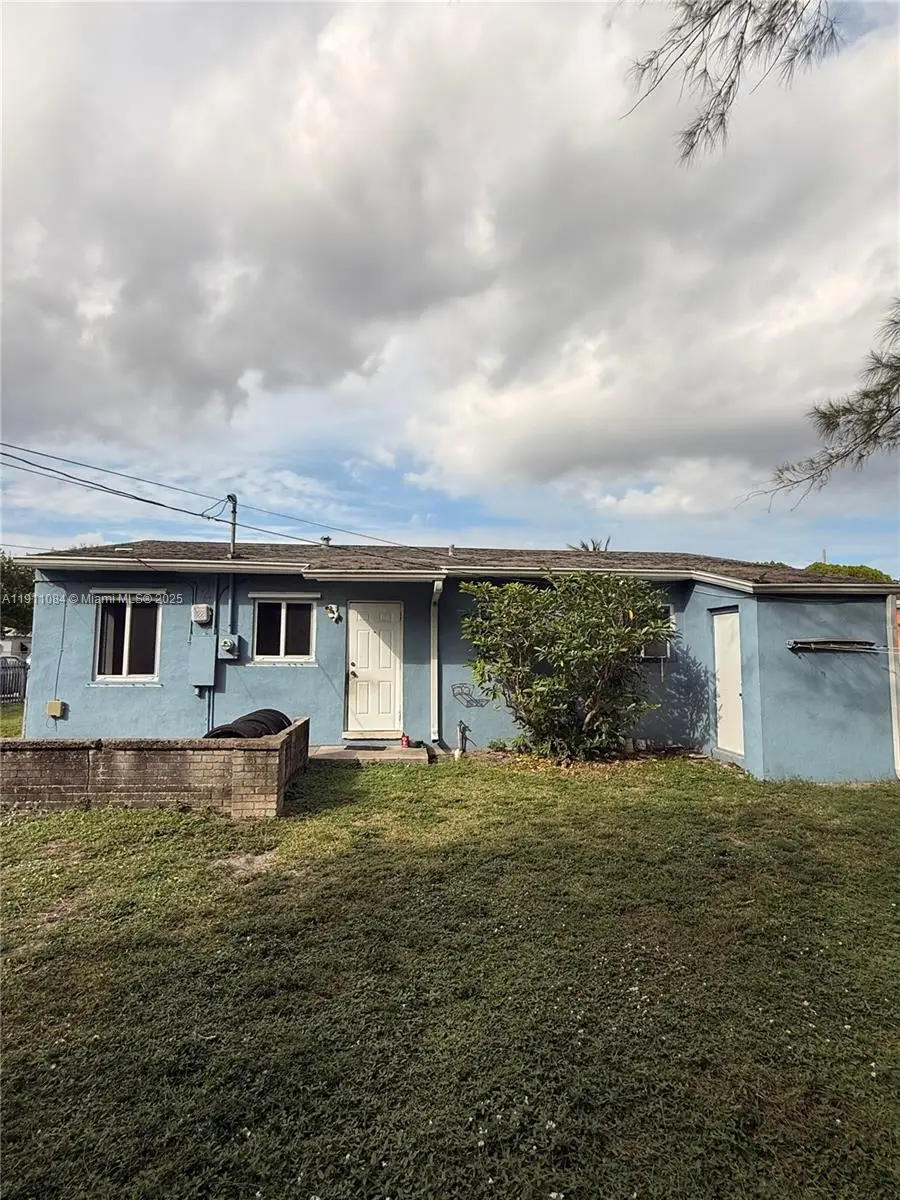 1110 NW 129th St, North Miami, FL 33168 - Image #2