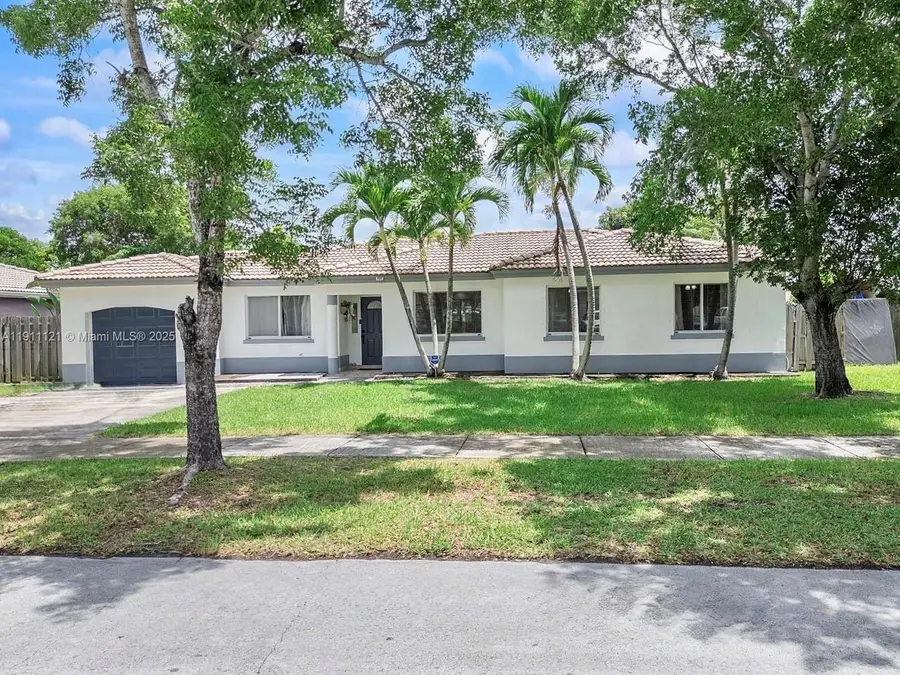 12661 SW 222nd Ter, Miami, FL 33170 - Image #2
