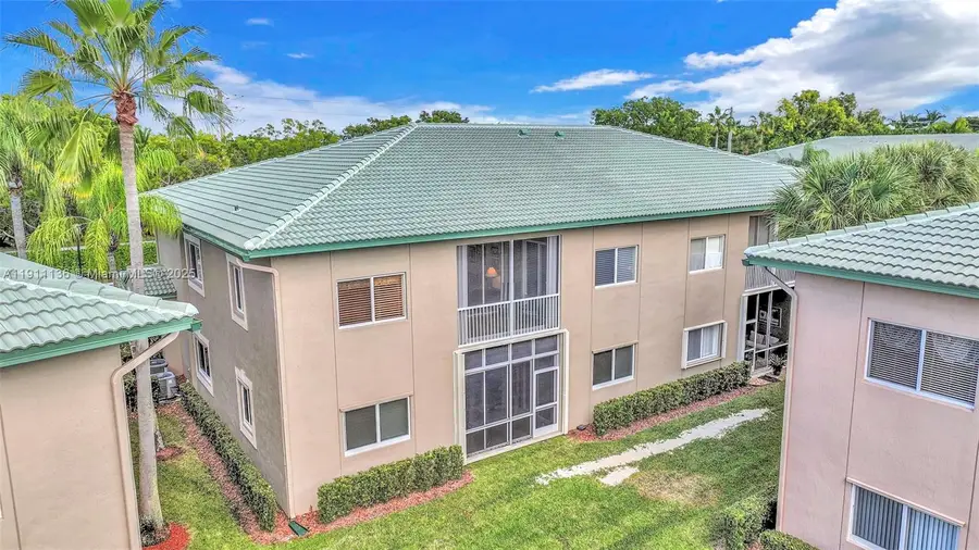 7921 E Exeter Blvd E #202, Tamarac, FL 33321 - Image #2