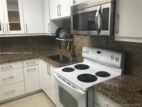 3401 N Country Club Dr #219, Aventura, FL 33180 - Image #1